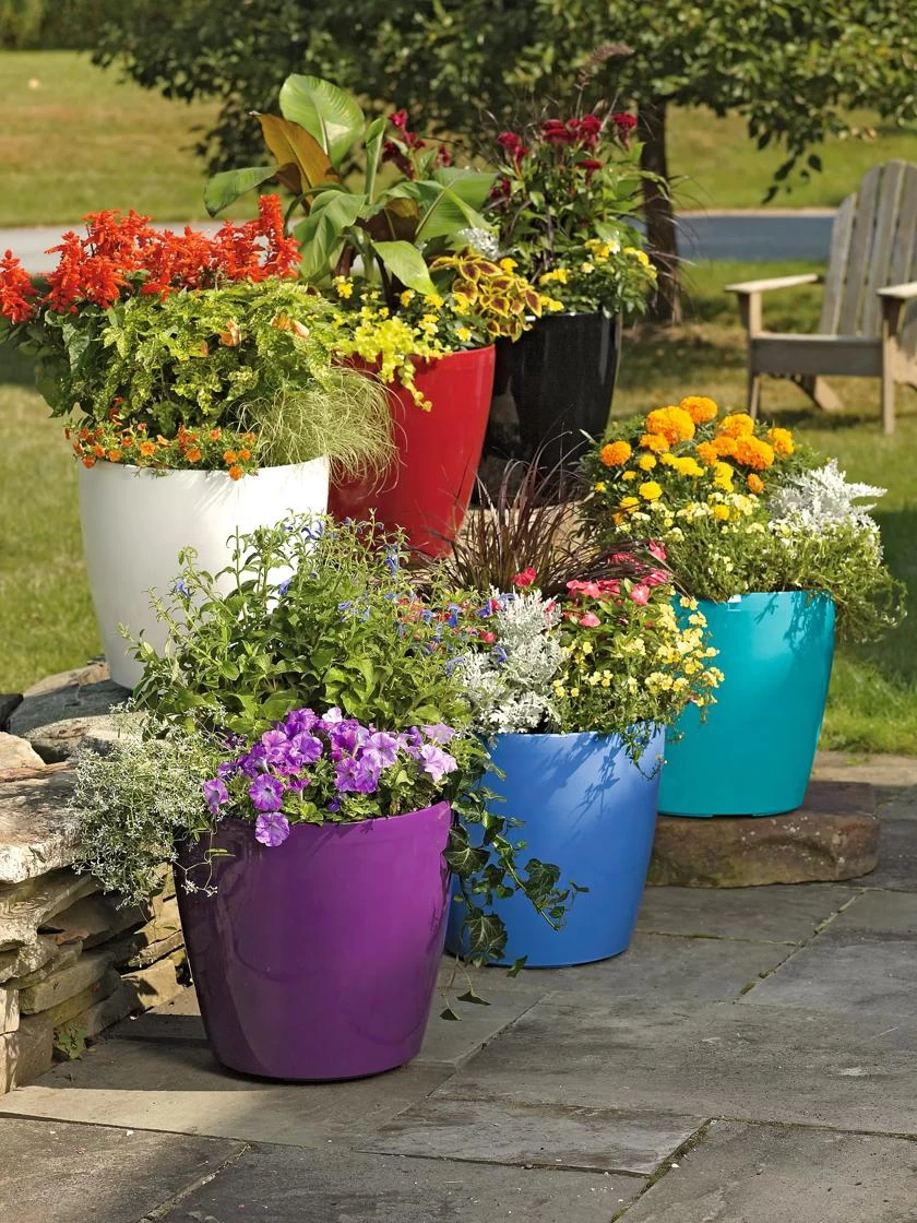 Viva Round Self-Watering Rolling Planter, 17.25” Diameter - Image 2