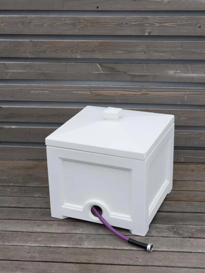 Fairfield Garden Hose Storage Bin - Image 2