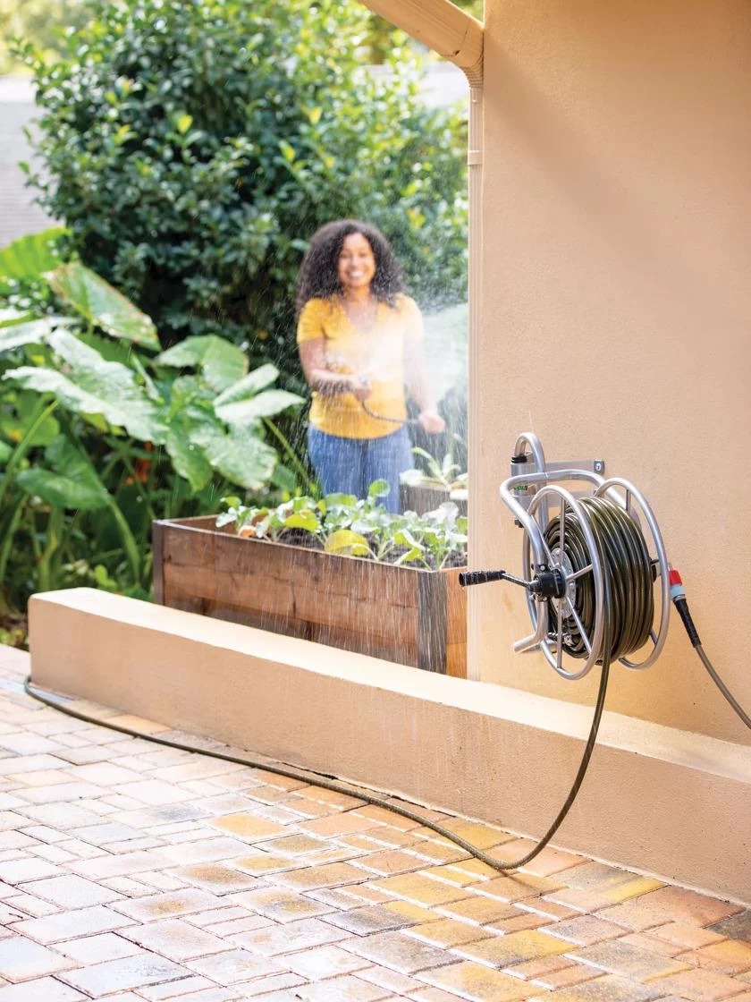 Mounted Lifetime Garden Hose Reel - Image 2